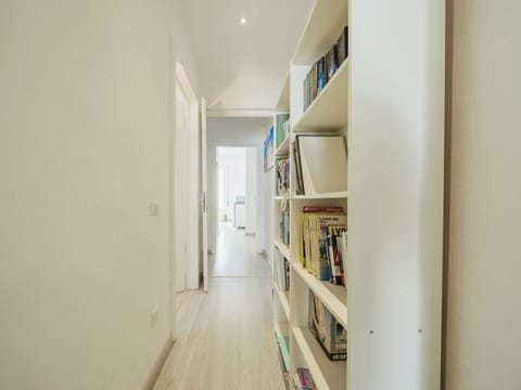 Water, Sky, Swimming Pool, Plant, Azure, Blue, Tree, Outdoor Furniture, Building, Shade