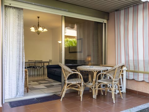 Furniture, Table, Property, Chair, Wood, Shade, Interior Design, Architecture, Flooring, Curtain