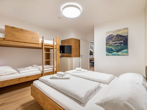 Property, Furniture, Building, Comfort, Wood, Interior Design, House, Flooring, Bed Frame, Floor