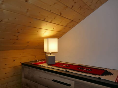 Cloud, Sky, Plant, Building, Window, House, Land Lot, Tree, Grass, Cottage