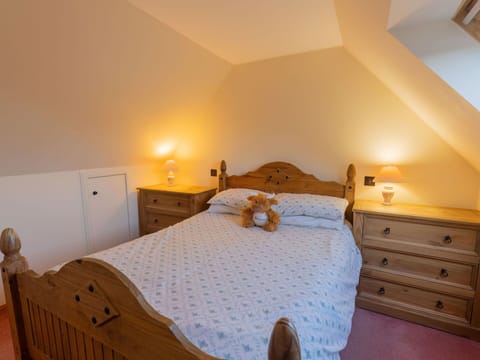 Furniture, Property, Comfort, Cabinetry, Building, Bed Frame, Azure, Wood, Lighting, Textile