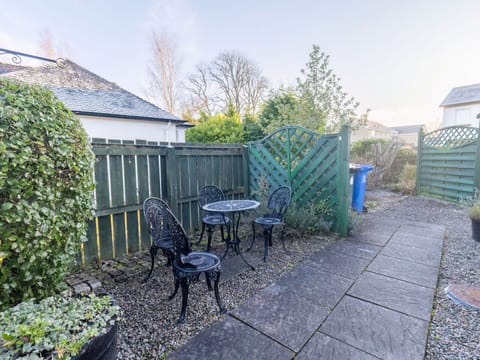 Plant, Sky, Table, Tree, Land Lot, Grass, Wall, Shrub, Landscape, Natural Landscape
