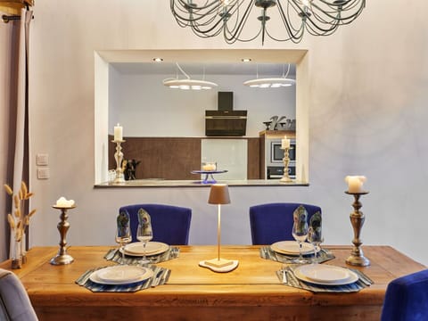 Table, Furniture, Building, Picture Frame, White, Light, Dishware, Tableware, Lighting, Decoration