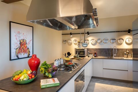 Autumn, Kitchen, Spring, Summer