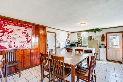 Dining Area | Kitchen | Commercial-Grade Stove | Cooking Basics