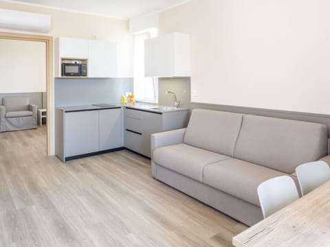 Water, Sky, Water Resources, Plant, World, Cloud, Tree, Urban Design, Watercourse, Body Of Water