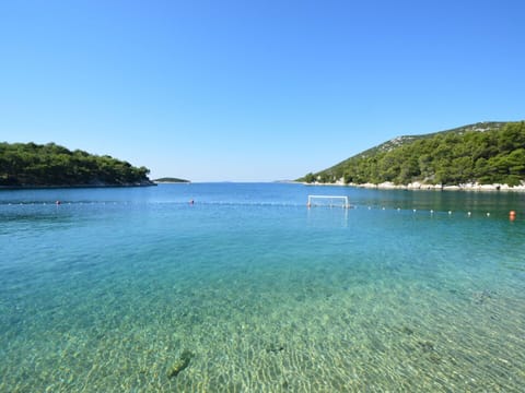 Table, Furniture, Water, Property, Sky, Building, Cloud, Chair, Outdoor Table, Outdoor Furniture