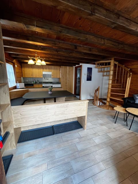 Building, Wood, Floor, Flooring, House, Hardwood, Wood Stain, Composite Material, Beam