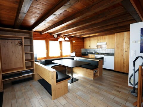 Table, Furniture, Window, Wood, Interior Design, Flooring, Floor, Beam, Hardwood, Wood Stain