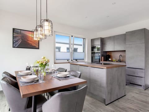 Table, Furniture, Cabinetry, Property, Countertop, Building, Chair, Interior Design, Architecture, Wood