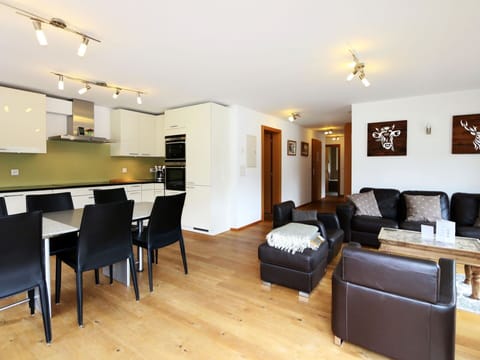 Furniture, Table, Property, Couch, Interior Design, Picture Frame, Building, Wood, Chair, Floor