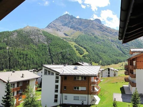 Sky, Building, Cloud, Mountain, Window, Plant, Nature, Highland, Tree, House
