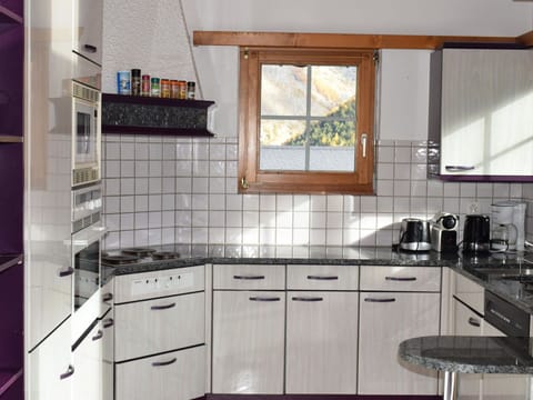 Cabinetry, Building, Kitchen Sink, Countertop, Property, Window, Sink, Kitchen Stove, Kitchen, Wood