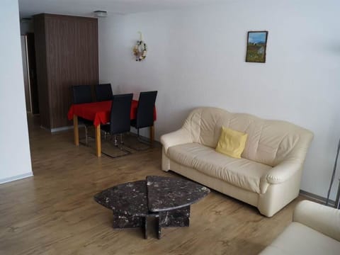 Furniture, Couch, Property, Table, Picture Frame, Wood, Living Room, Comfort, Interior Design, Flooring