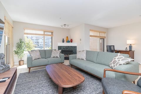 Comfy Counch for you and your guest