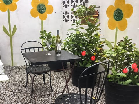 Sitting-out-area | Groomsscott, St Just