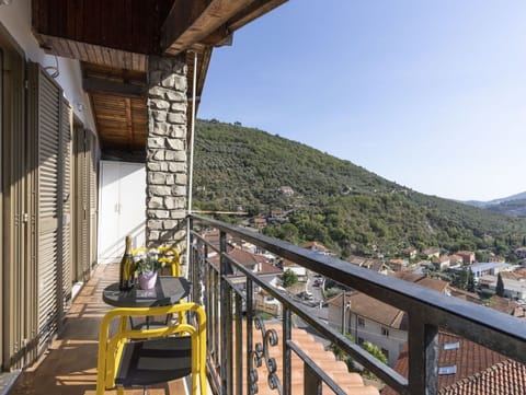 Furniture, Comfort, Wood, Bed, Lighting, Shade, Window, Floor, Flooring