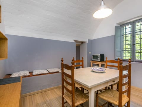 Table, Furniture, Property, Window, Wood, Chair, Interior Design, Floor, Flooring, Kitchen & Dining Room Table