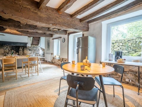 Table, Furniture, Property, Chair, Wood, Interior Design, Floor, Flooring, Hardwood