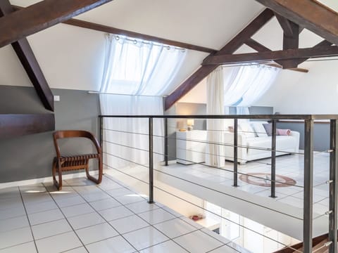 Cloud, Sky, Plant, Daytime, Natural Landscape, Bank, Grass, Plain, Landscape, Grassland