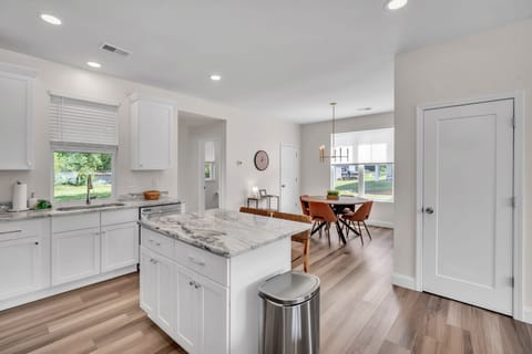 Kitchen islands