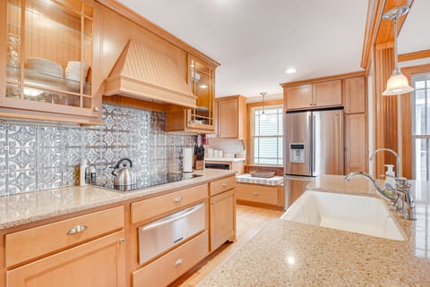 Kitchen | 1st Floor | Drip Coffee Maker | Blender | Cooking Basics