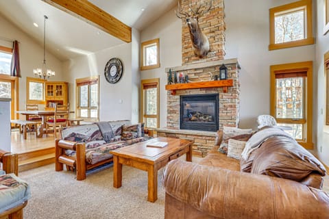 Silverthorne Vacation Rental | 4BR | 3.5BA | 2,482 Sq Ft | Stairs Required