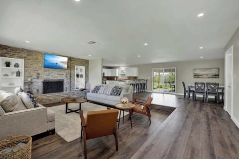 Beautiful wood flooring throughout.