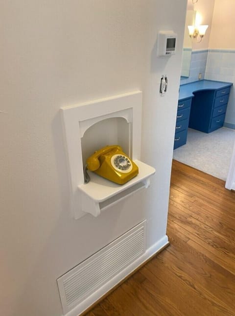 Mid-Century Modern Decor