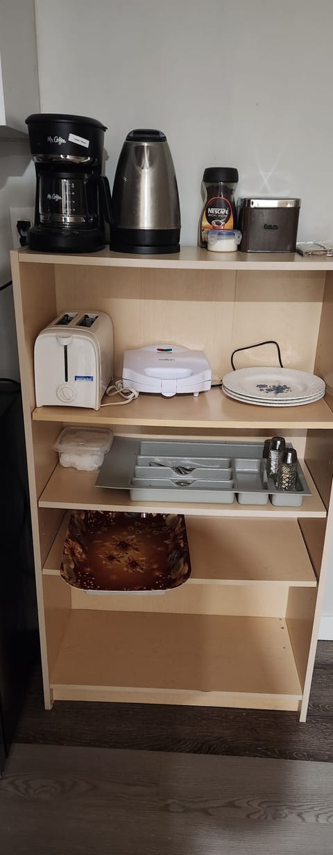 Microwave, coffee/tea maker, toaster
