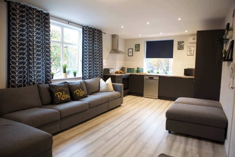 The Gathering Sale - Sleeps up to 22