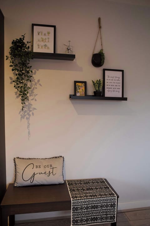 The Gathering Sale - Sleeps up to 22