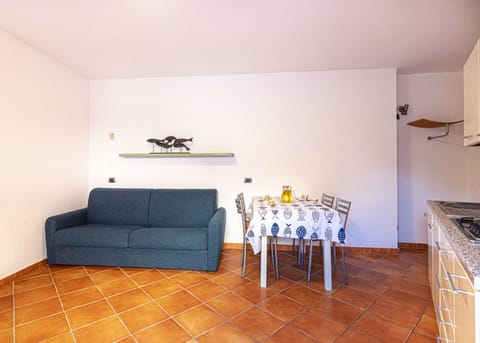 sofa-Casa Bartolomea 13-Elba Island