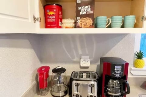 Microwave, electric kettle, toaster, cookware/dishes/utensils