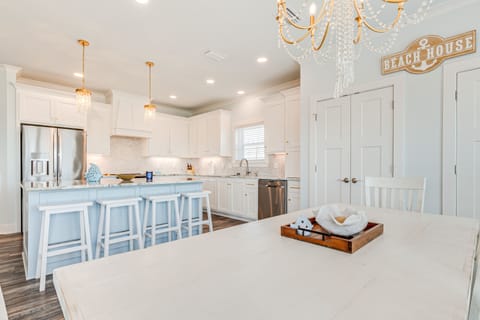 Kitchen | Main Level | Dishwasher | Drip Coffee Maker