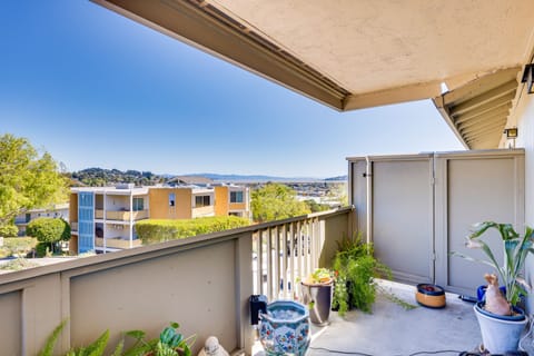 Greenbrae Vacation Rental | 1BR | 1BA | 894 Sq Ft | Stairs Required