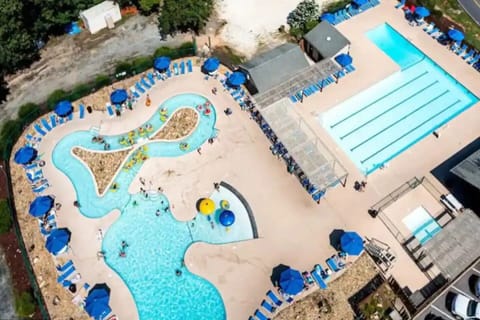 Indoor pool, outdoor pool