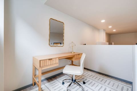 Dedicated Work Station