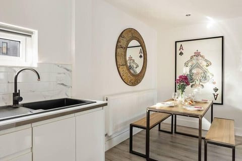 Slater Street Apartments, Liverpool - Host & Stay