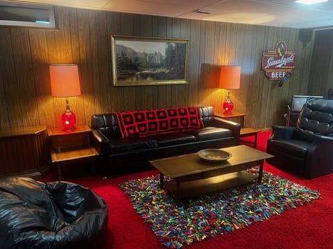 Basement sitting area