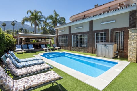 Rural house with pool in Alhaurín el Grande ideal for family holidays