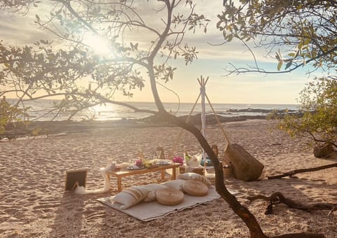 Beach nearby, beach towels