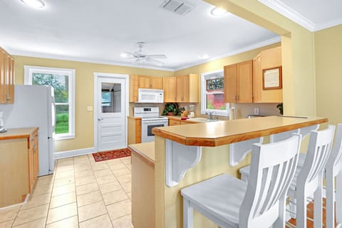 Access to the backyard from the kitchen