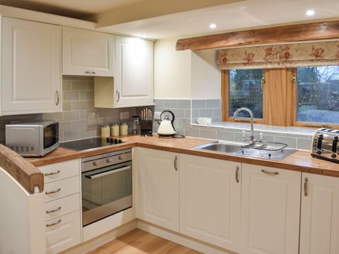 Kitchen area | Red BarnPippa’s Cottage, Greystoke, near Penrith