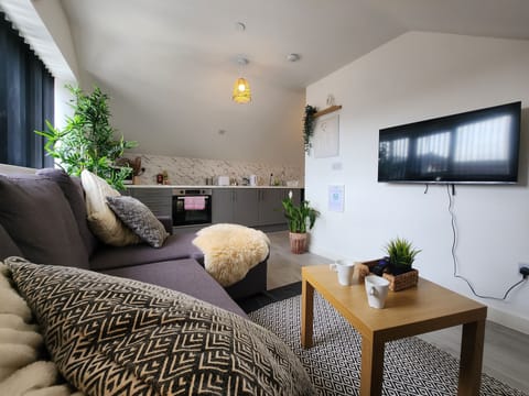 b33bda08-50d0-42bf-ac04-9bfb70a2dc57