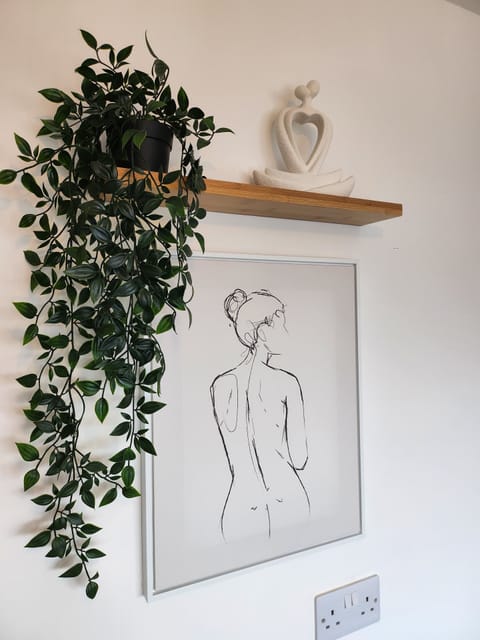 c6b160f3-42e7-44cc-a04a-e0c5500d19f7