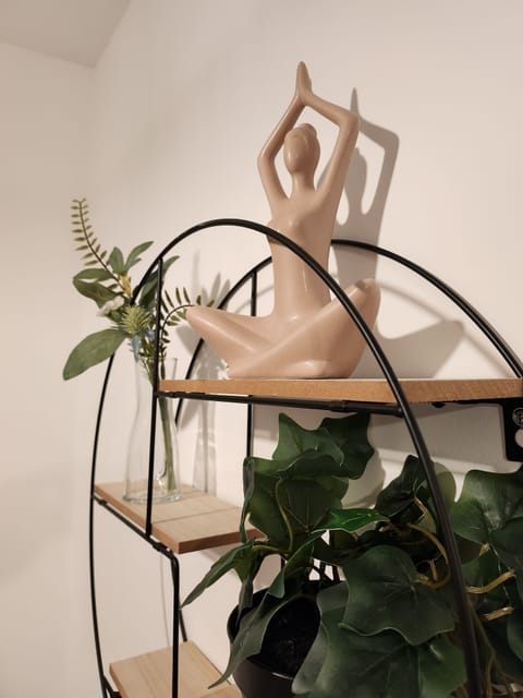 b60e739f-b831-4b9b-a788-b4d0f841dd28