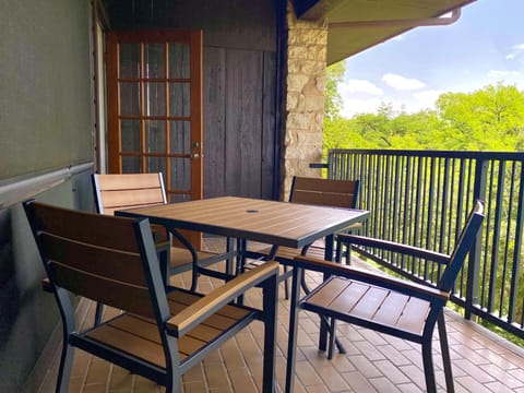 Lower balcony overlooking the Comal River