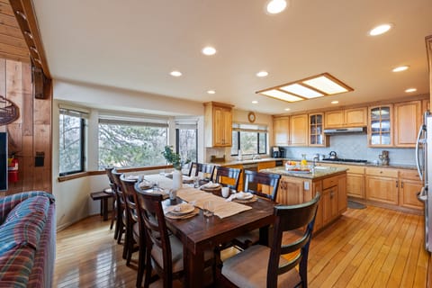 Dining area seats 10.