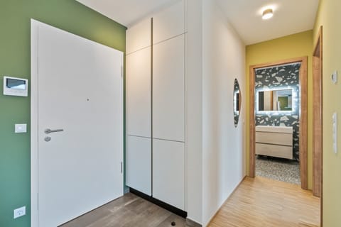 A minimalist's dream room – clean, comfortable, and inviting.